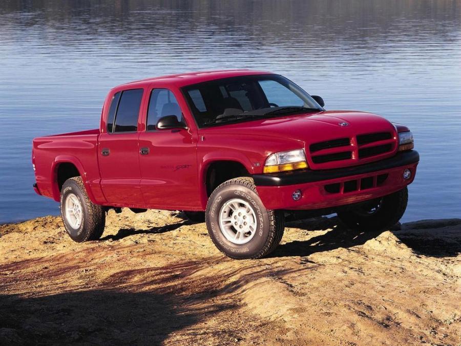  Dodge Dakota Sport Quad Cab 2000 года  (фото 13 из 22)